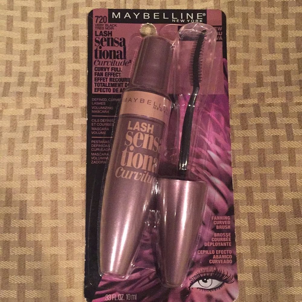 Maybelline black mascara